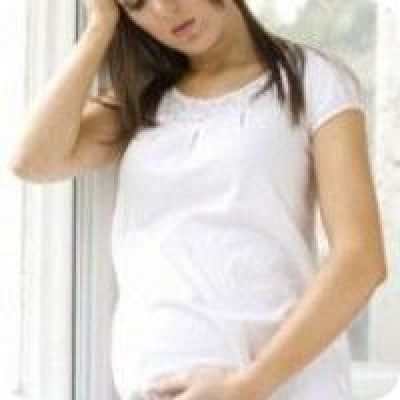 Болит поясница и внизу живота - самые частые причины