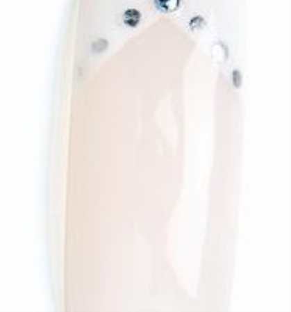 Рисунок на ногтях - обычно-необычный френч