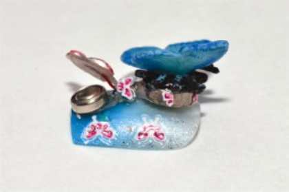 Вибрирующий маникюр