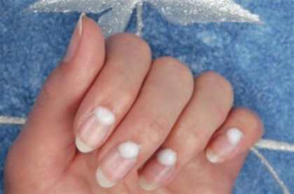 Уход за кутикулой : выбираем эмоленты