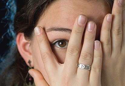 Как побороть стеснительность?