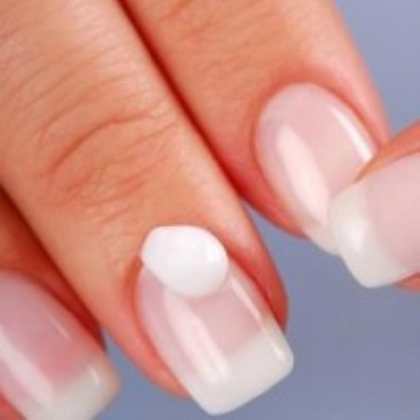 Как правильно ухаживать за искусственными ногтями?