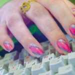 Короткий маникюр