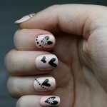 Короткий маникюр