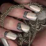 Короткий маникюр