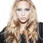 Модные прически 2011