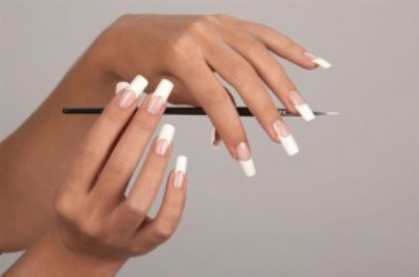 Как ухаживать за искусственными ногтями