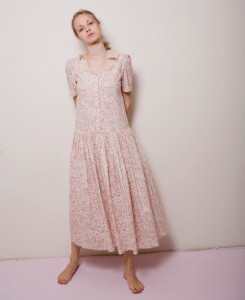 Романтический стиль одежды от Laura Ashley