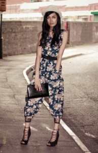 Романтический стиль одежды от Laura Ashley