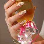 Свадебный маникюр и рисунки на ногтях. Фото