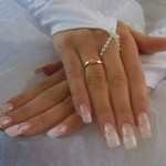 Свадебный маникюр и рисунки на ногтях. Фото