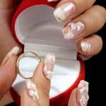 Свадебный маникюр и рисунки на ногтях. Фото