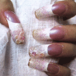 Свадебный маникюр и рисунки на ногтях. Фото