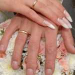 Свадебный маникюр и рисунки на ногтях. Фото