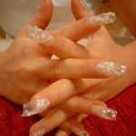 Свадебный маникюр и рисунки на ногтях. Фото