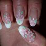 Свадебный маникюр и рисунки на ногтях. Фото