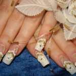 Свадебный маникюр и рисунки на ногтях. Фото