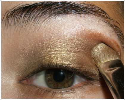 Фото-урок: золотистый макияж