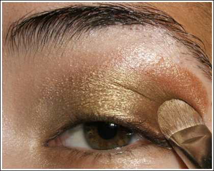 Фото-урок: золотистый макияж