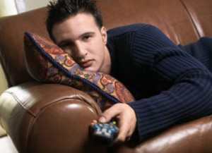 Разве это - ОН? Мужчина только в постели