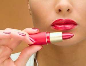 Как выбрать губную помаду? Ваши губы скажут все за Вас!